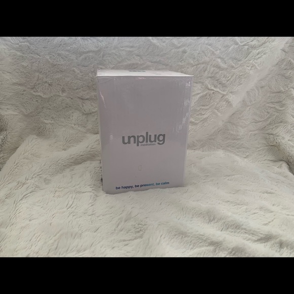 Unplug Meditation Essential Oil Diffuser - Picture 3 of 4